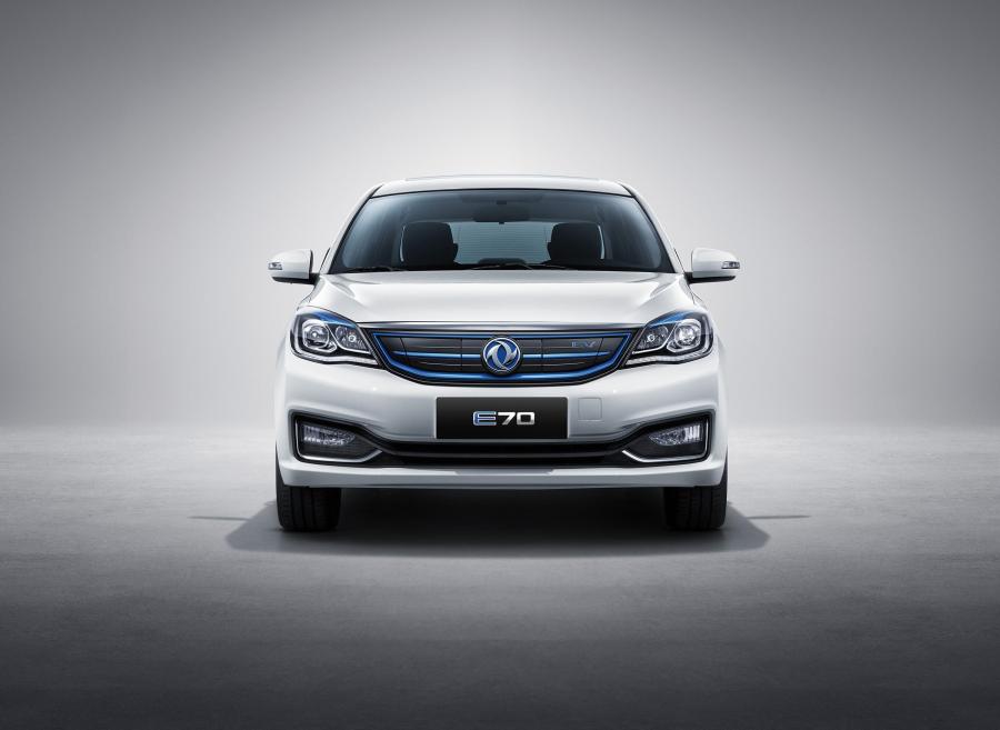  DongFeng Aeolus E70 2017 года  (фото 9 из 9)